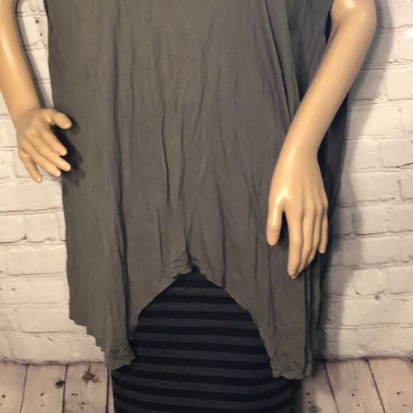 Philosophy Loose Fitting Top Asymmetrical … - Picture 3 of 10